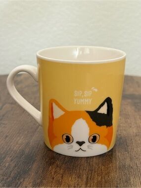 Daiso Mini Cat Mug Yellow Sip Sip Yummy Small Kawaii Hidden Nose Small Mug